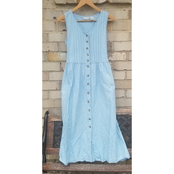 L.L. Bean Dresses & Skirts - L.L. Bean Vintage Button Front Denim Dress